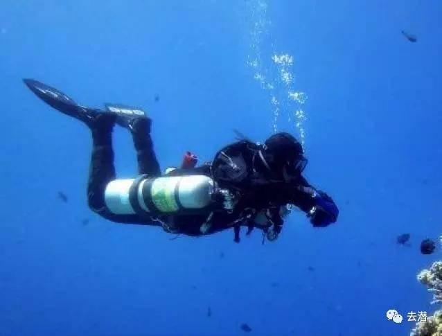 吉利豪越7座提车一星期没上户卖多少钱？