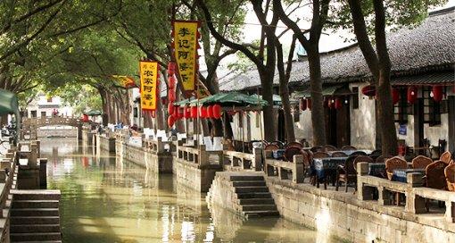 沈阳一商贩忽悠游客买700元鱿鱼片？官方：取消经营资格，列入黑名单