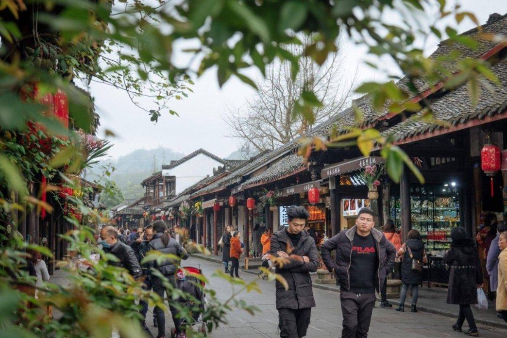 青春出列 挺膺担当 港城青年突击队在行动（二）